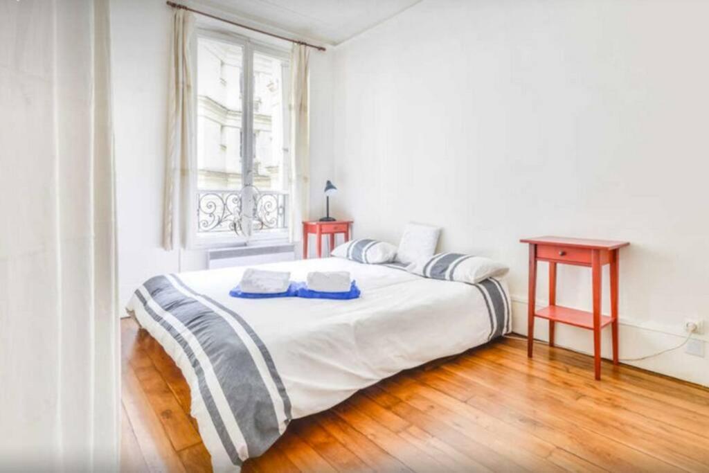 Appartement De Charme De 60 M2 Entre Montmartre Et Batignolles Париж Экстерьер фото