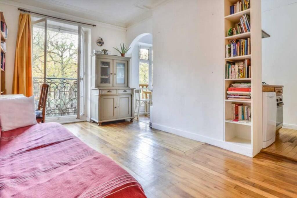Appartement De Charme De 60 M2 Entre Montmartre Et Batignolles Париж Экстерьер фото